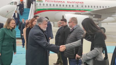 Вежди е в Турция (СНИМКИ)