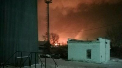 Двама загинали при взрив в петролна рафинерия в Сибир