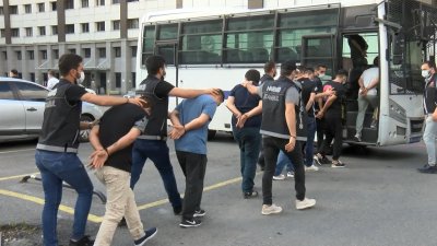Арестуваха над 300 души за наркотрафик в Турция