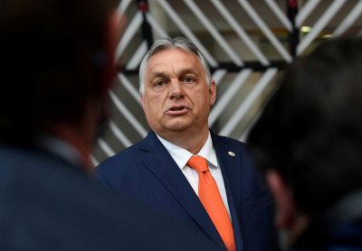 Премиерът на Унгария Виктор Орбан смята че Европейският парламент трябва