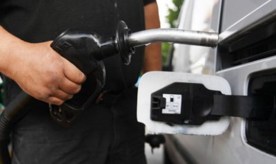 Шофьорите беснеят за премахването на отстъпката от 25 стотинки на литър гориво