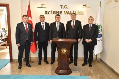Председателят на ДПС Мустафа Карадайъ е на визита в Турция