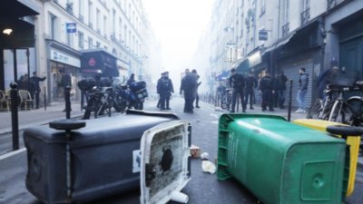 Масовите безредици в Париж продължават