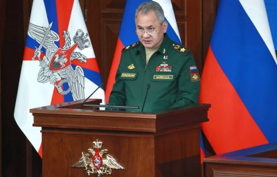 Руският министър на отбраната Сергей Шойгу е посетил армейски подразделения