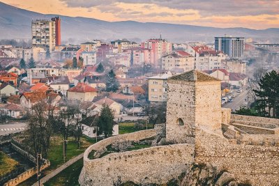 Петима българи на лекар в Пирот заради амоняка