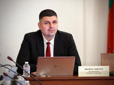 Ивайло Мирчев притеснен от растящия бюджетен дефицит