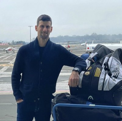 Новак Джокович се завърна днес в Австралия близо една година