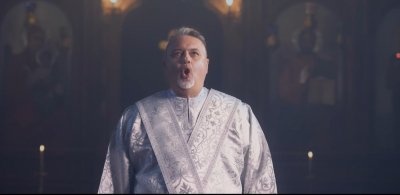 Оперният певец Хари Драганов създаде клип с молитвата На многая
