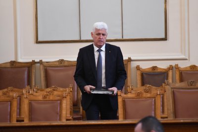 Военният министър Димитър Стоянов изгубил баща си в навечерието на Коледа