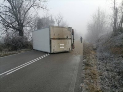 Трима пострадаха при катастрофа с камион край Русе