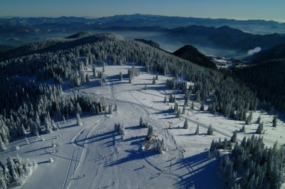 Десетки ски курорти в Европа остават затворени заради липсата на