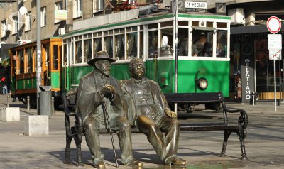 122 години трамваи в България