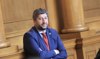 Съпредседателят на Демократична България Христо Иванов е убеден че действията
