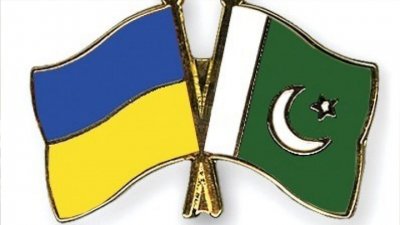 Пакистан праща на Украйна огромно количество боеприпаси