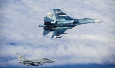 Русия съобщи днес че е вдигнала по тревога изтребител Су 27