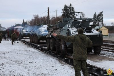 Русия е изпратила в Беларус нов конвой с войници