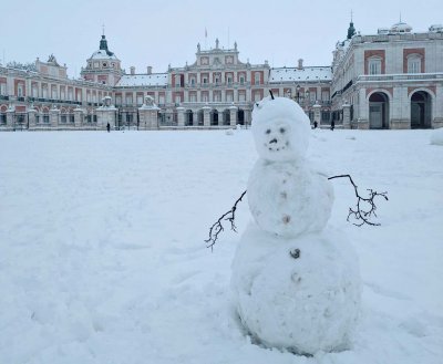 Обилни снеговалежи във Великобритания и Испания