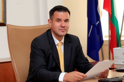 Министърът на икономиката Никола Стоянов коментира статията в авторитетния германски