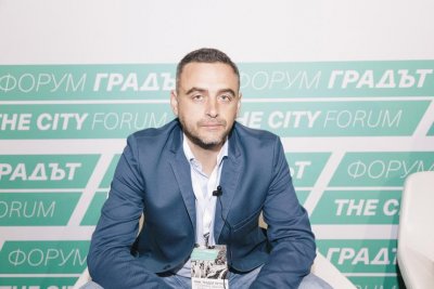 Боксьорът Кубрат Пулев потенциален собственик на общински имот в
