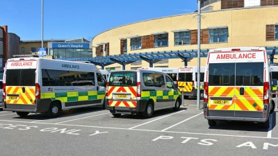 Поредна стачка на спешните медици в Англия и Уелс