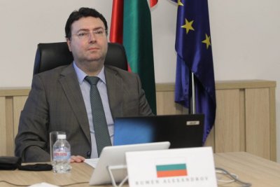 Постоянният представител на Република България към ЕС посланик Румен Александров