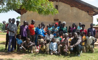 Мъж от Уганда е баща на 102 деца