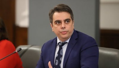 Асен Василев съди Бойко за "комисионните за оръжията" към ПП 