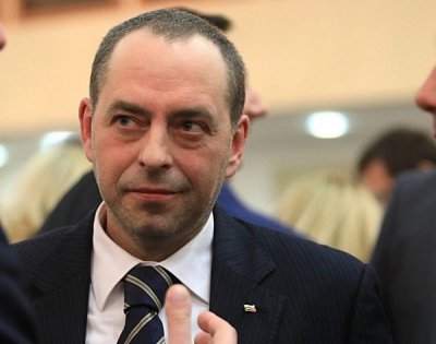 Македонското министерство на външните работи информира че българският посланик се