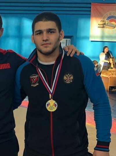 Шампионът на България по борба в свободен стил в категория