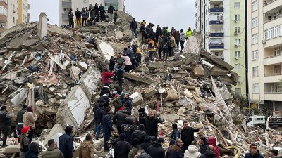 Няма данни за пострадали български граждани след силното земетресение от 7 8 по