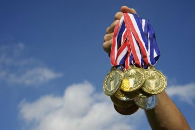 Носителката на два златни медала в акробатиката от Младежките олимпийски