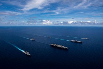 САЩ и Филипините възобновяват патрулите в Южнокитайско море