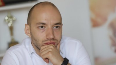 Димитър Ганев: Обединение на ПП и ДБ ще върне интригата за първото място