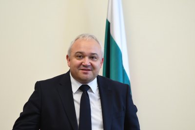 Вътрешният министър Иван Демерджиев се срещна с нападнатия в Охрид секретар