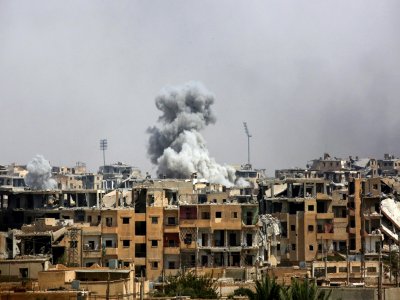 18 бойци са убити при въздушни удари в Сирия
