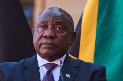 Президентът на ЮАР обяви бедствено положение
