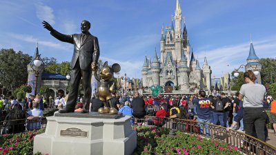 Walt Disney изхвърля 7000 служители на улицата