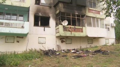 Едно от двете деца изгорели при пожара във Варна в