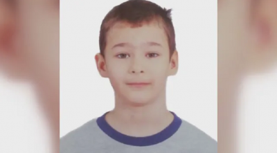 Полицията в Ямбол издирва 11 годишния Александър Стаменов Илчев Момчето е