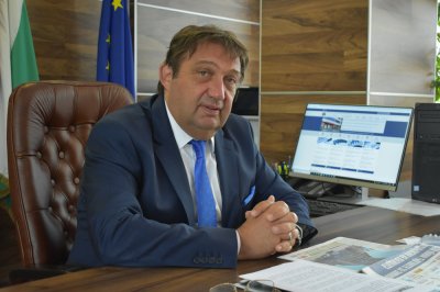 Министърът на регионалното развитие и благоустройството арх Иван Шишков ще