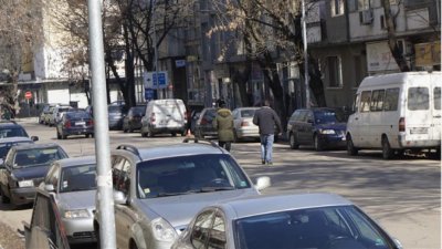 Засякоха 95 нарушения на пешеходци в София от 6 февруари