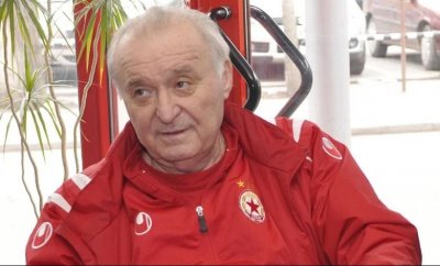 Поклонението пред легендарния български футболист Петър Жеков ще се състои