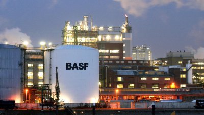 BASF иска да спести €500 милиона чрез масови съкращения