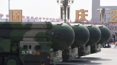 Китай отказва да участва в надпревара в ядреното въоръжаване