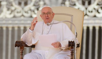 Папа Франциск ще пътува до Унгария в края на април съобщи