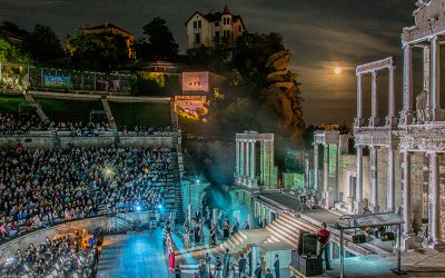 Фестивалът OPERA OPEN на Античния театър в Пловдив отбелязва своето