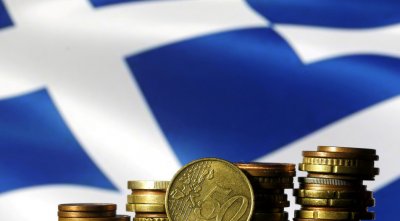 Гръцкото правителство обмисля да намали данъчното облагане на хората които