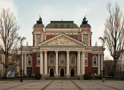 Новата управленска структура на Народния театър Иван Вазов все още