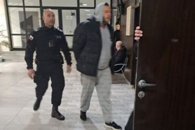 Окръжният съд в Благfевград отложи въззивното дело за мярката за