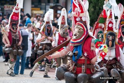 Стотици гости събраха традиционните кукерски игри в павелбанското село Турия